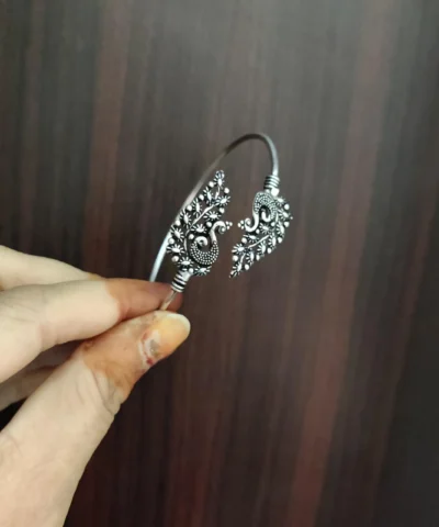 Glamaya Oxidized Adjustable Silver Lookalike Bracelet 03 2 GLAM-BB-OX-3F8-497782-8-8