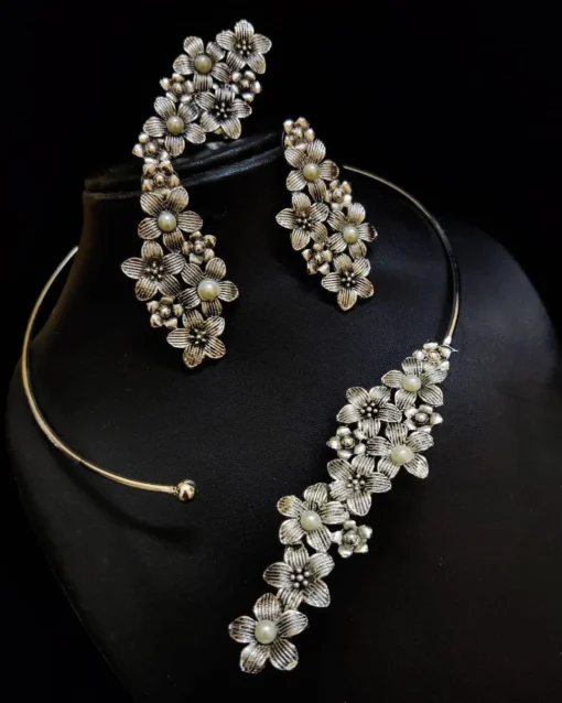 Glamaya Chic Oxidised Jewelry Set: Hasli Necklace, Earrings, Rings 1 GLAM-CN-OX-60-624264-89-2