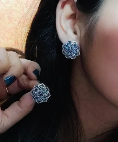 Glamaya Oxidized Silver Lookalike Stud Earring 01 2 GLAM-ER-OX-7F5-967593-16-4