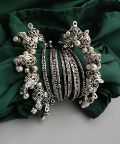 Glamaya Bangles in New Amazing Jhumka Design Set of 14 1 GLAM-CB-OX-135-842995-215-2