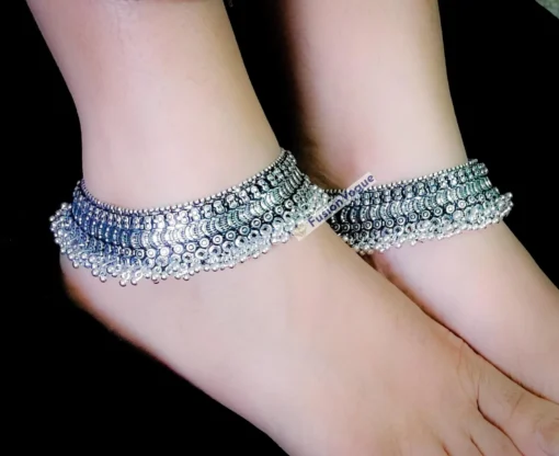 Glamaya Stunning Oxidised Silver Antique Anklet For Women 2 GLAM-AN-OX-50-927733-86-5