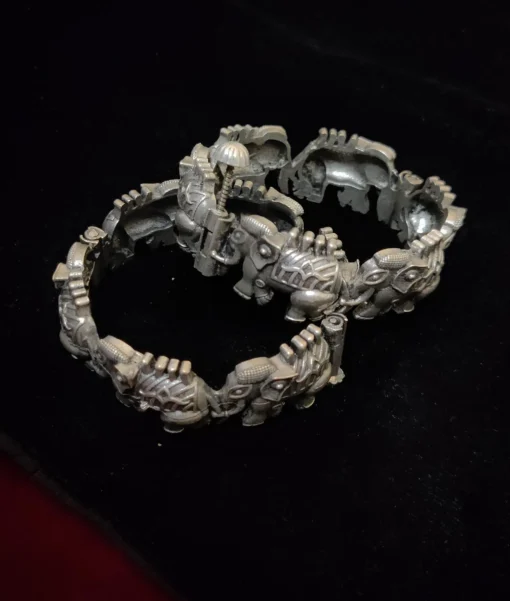 Glamaya Oxidized Silver Lookalike Antique Elephant Bangles 2 GLAM-BB-OX-250-240653-290-2 Glamaya Oxidized Silver Lookalike Antique Elephant Bangles 2 GLAM-BB-OX-250-240653-290-2