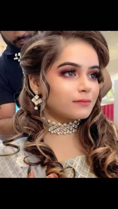 Glamaya Exquisite Kundan Glass Stone Choker Set 1 GLAM-NE-KS-22-256106-35-5