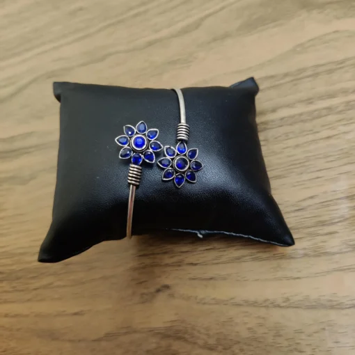 Glamaya Oxidized Blue Stone Adjustable Silver Lookalike Bracelet 1 GLAM-BB-ST-5F7-258268-11-7