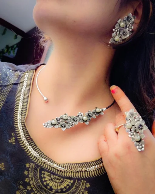 Glamaya Chic Oxidised Jewelry Set: Hasli Necklace, Earrings, Rings 3 GLAM-CN-OX-60-624264-89-2