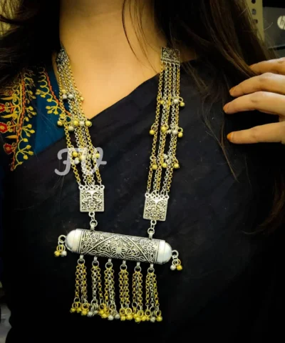 Glamaya Chic Antique Two Tone Chain Necklace For Trendy Women 2 GLAM-NE-TT-21F4-214009-35-7
