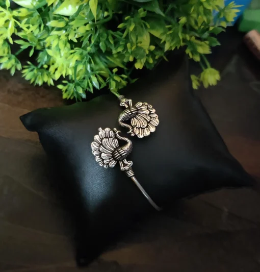 Glamaya Oxidized Adjustable Silver Lookalike Bracelet 09 1 GLAM-BB-OX-3F8-600148-8-8