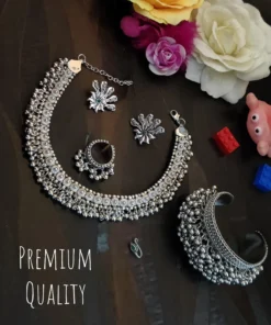Glamaya Exquisite Jewelry Set: Necklace, Earrings, Bracelet, Nosepin, Rings 2 GLAM-CN-OX-22-499051-30-10