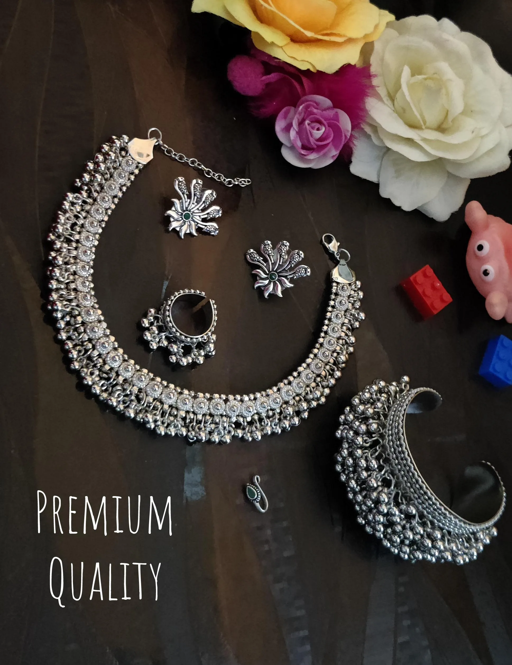 Kundan Haath Phool / Bracelet Ring Combo / Ring Chain Bracelet / India –  Simpliful Jewelry