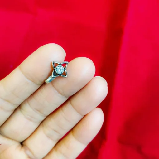 Glamaya Ethnic Non-pierced Nose Pin: Traditional Clip-on Beauty 4 GLAM-NP-OX-1F7-428787-6-3 Glamaya Ethnic Non-pierced Nose Pin: Traditional Clip-on Beauty 4 GLAM-NP-OX-1F7-428787-6-3