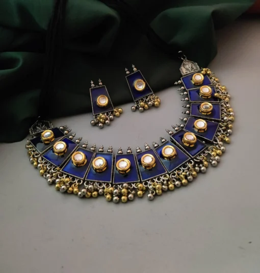 Glamaya Kundan Meenakari Round Polki Necklace Earring Set Blue 1 GLAM-CN-KP-16-374434-30-10