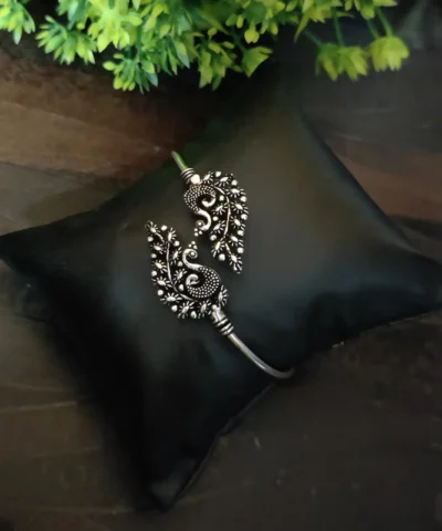 Glamaya Oxidized Adjustable Silver Lookalike Bracelet 03 1 GLAM-BB-OX-3F8-497782-8-8