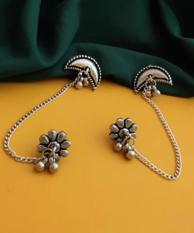 Glamaya Chic Gold Half Moon Chain Earclips 1 GLAM-ER-OX-6F7-942179-15-9