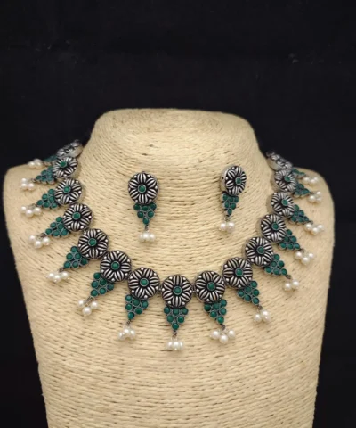 Glamaya Stylish Green Choker & Earring Set 2 GLAM-CN-OX-135-054637-215-2