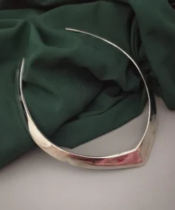 Glamaya Exquisite Oxidised Silver Hasli Necklace - Perfect For Weddings, Festivals & Parties 1 GLAM-NE-OX-43F3-490945-66-3