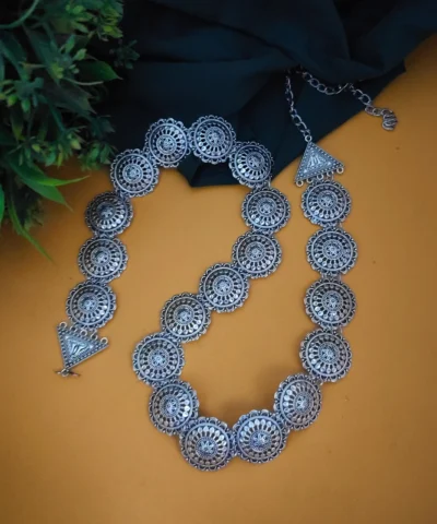 Glamaya Glamaya Adjustable Chain Oxidised Waist Belt - Trendy Women's Accessory 1 GLAM-WB-OX-32-715052-60-5