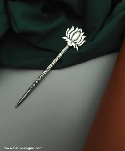 Glamaya Lotus Flower Hair Stick: Traditional Indian Bun Accessory 1 GLAM-HA-OX-20-324413-45-3