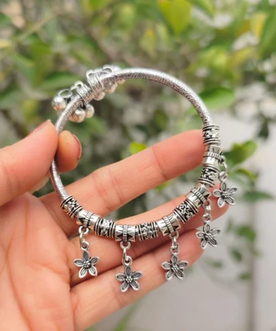 Glamaya Adjustable Oxidised Flower Bracelet: Fine Quality Armlet For Women 2 GLAM-BB-OX-5F7-568631-11-7