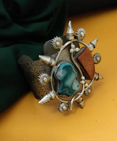 Glamaya Trendy Adjustable Silver Fusion Bracelet For Women 1 GLAM-BB-OX-200-285644-275-2