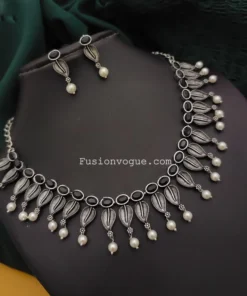 Glamaya Black Silver Lookalike Choker Set - Necklace & Earrings 1 GLAM-CN-OX-80-316831-150-2