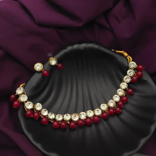Glamaya Red Kundan Choker Earrings Set: Traditional Indian Jewelry 1 GLAM-CN-KU-5F7-654631-11-7