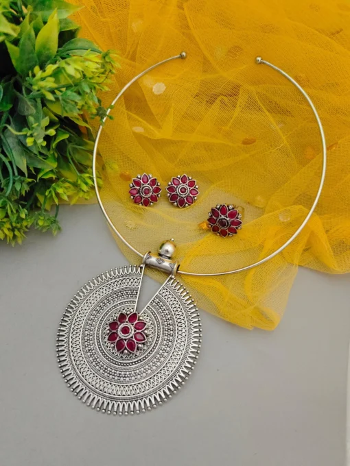 Glamaya Red Oxidised Hasli Necklace Set 1 GLAM-CN-OX-43F3-444168-66-3