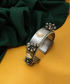 Glamaya Chic Antique Fusion Silver Bracelet For Women 3 GLAM-BB-BP-60-902254-110-5