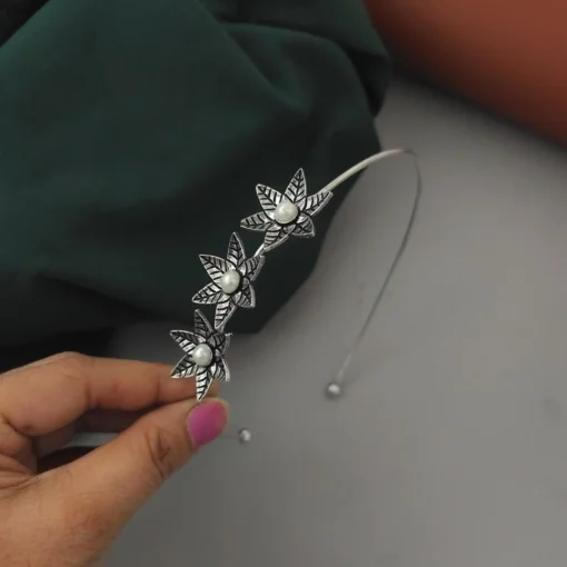 Glamaya Chic Oxidised Hairbands: Stylish & Affordable Hair Accessories 2 GLAM-HA-OX-40-540287-71-2 Glamaya Chic Oxidised Hairbands: Stylish & Affordable Hair Accessories 2 GLAM-HA-OX-40-540287-71-2