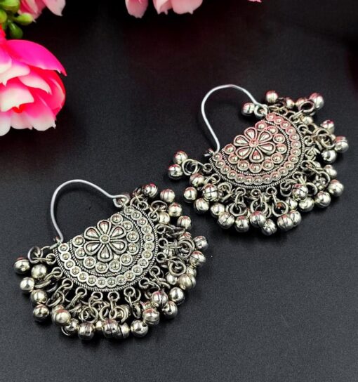 Glamaya Affordable Oxidised Bali Earrings: Trendy Designs For Women 2 GLAM-ER-OX-20-591258-45-3 Glamaya Affordable Oxidised Bali Earrings: Trendy Designs For Women 2 GLAM-ER-OX-20-591258-45-3