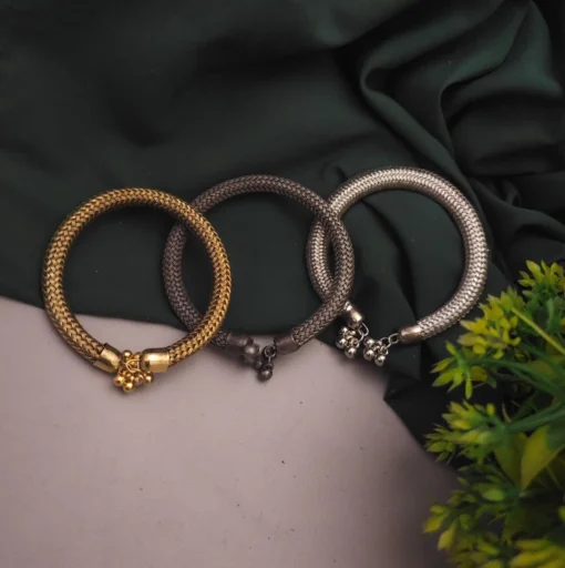 Glamaya Stylish Oxidised 3 Pc Bracelet Set – Adjustable & Affordable 2 GLAM-CB-BP-15F7-316753-25-7 Glamaya Stylish Oxidised 3 Pc Bracelet Set - Adjustable & Affordable 2 GLAM-CB-BP-15F7-316753-25-7