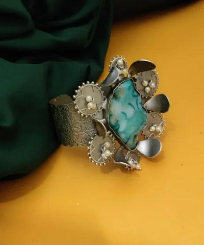 Glamaya Sparkling Fusion Druzy Bracelet For Women 1 GLAM-BB-GE-200-290545-275-2