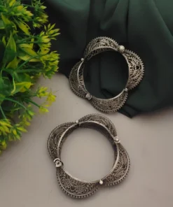 Glamaya Stunning Silver Lookalike Antique Bangle Set For Women 2 GLAM-BB-OX-200-247405-275-2