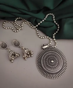 Glamaya Elegant Oxidised Round Chain Necklace Earrings Set: Trendy Combo For Women 1 GLAM-CN-OX-50-564914-82-2