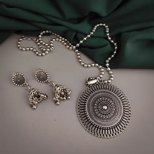 Glamaya Elegant Oxidised Round Chain Necklace Earrings Set: Trendy Combo For Women 1 GLAM-CN-OX-50-564914-82-2