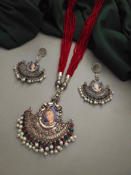 Glamaya Exquisite Antique Long Necklace Earring Set: Traditional Indian Jewelry 1 GLAM-CN-OX-53F3-079724-100-3