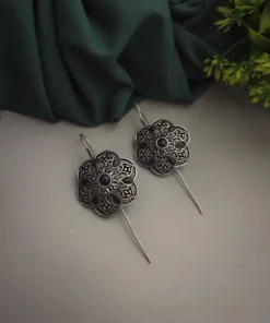 Glamaya Elegant Oxidised Brass Earcuff Earring 12: Stylish & Affordable Trendy Design 1 GLAM-ER-BR-5F7-482494-11-7