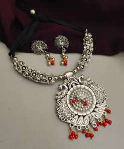 Glamaya Exquisite Peacock Red Bead Rose Choker Set 1 GLAM-CN-BE-1F7-026127-5-9