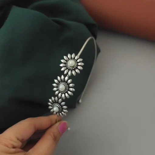 Glamaya Chic Oxidised Hairbands: Trendy Styles For Long Hair 2 GLAM-HA-OX-40-816645-71-2 Glamaya Chic Oxidised Hairbands: Trendy Styles For Long Hair 2 GLAM-HA-OX-40-816645-71-2