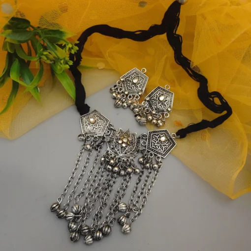 Glamaya Stylish Oxidised Fusion Choker Set 1 GLAM-NE-OX-45-943931-75-2
