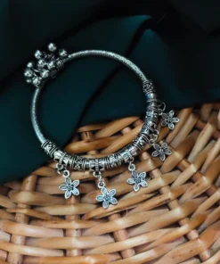Glamaya Adjustable Oxidised Flower Bracelet: Fine Quality Armlet For Women 1 GLAM-BB-OX-5F7-568631-11-7