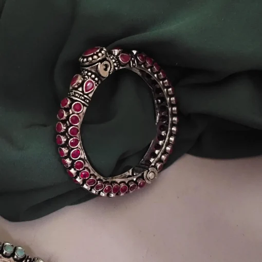 Glamaya Red Stone Oxidised Bangles: Affordable Elegance For Women 1 GLAM-BB-ST-55-714625-75-4