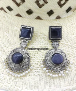 Glamaya Chic Monalisa Stone Silver Lookalike Dangle Earrings 1 GLAM-ER-ST-55-557542-75-4
