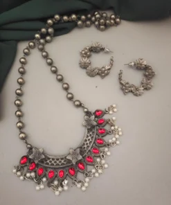 Glamaya Red & Black Long Chain Necklace Earrings Set: Trendy Combo For Women 1 GLAM-CN-BP-30-154479-49-5