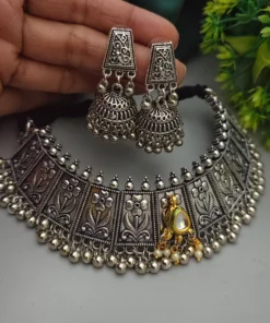 Glamaya White Kundan Bead Choker Set: Elegant Oxidised Combo 1 GLAM-CN-KU-21F4-572469-35-7