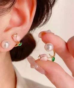 Glamaya Pink Tulip Pearl Stud Earrings: Elegant & Dainty Women's Jewelry 1 GLAM-ER-PE-5-611999-9-10