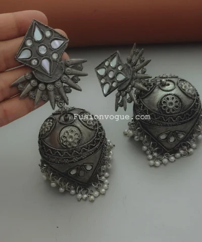 Glamaya Stylish Black Oxidised Lightweight Jhumka Earrings 1 GLAM-ER-BP-50-682377-82-2