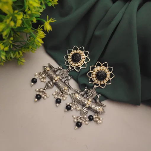 Glamaya Stylish Black Oxidised Antique Dangler Earrings 1 GLAM-ER-KU-50-401842-75-4