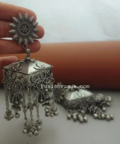 Glamaya Stylish Black Polished Lightweight Jhumka Earrings For Women 1 GLAM-ER-BP-50-548254-82-2