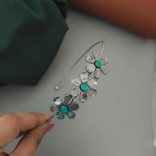 Glamaya Elegant Oxidized Hairbands: Stylish & Affordable Picks 2 GLAM-HA-OX-40-015745-71-2 Glamaya Elegant Oxidized Hairbands: Stylish & Affordable Picks 2 GLAM-HA-OX-40-015745-71-2