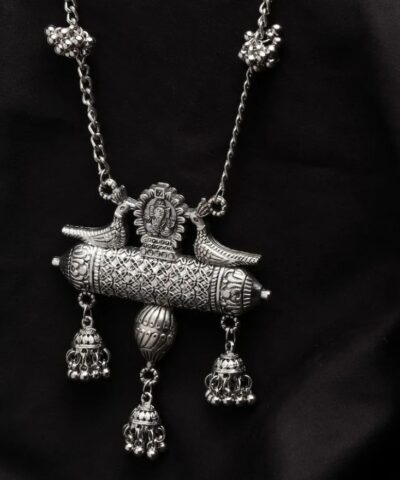 Glamaya Chic Oxidised Long Chain Statement Necklace For Stylish Women 1 GLAM-NE-OX-23F3-303111-45-3